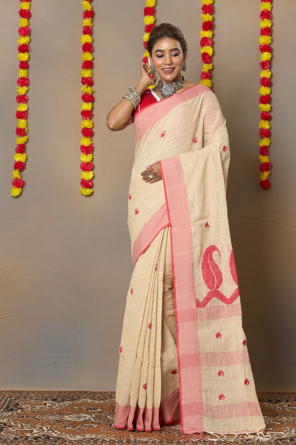 Helenium Sarees Elegant Harmony Of Handloom