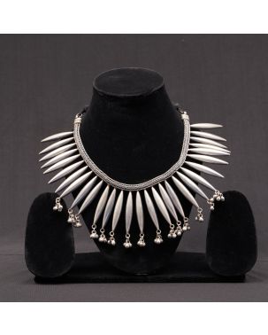 ANTIQUE SILVER NEPALI NECKPIECE