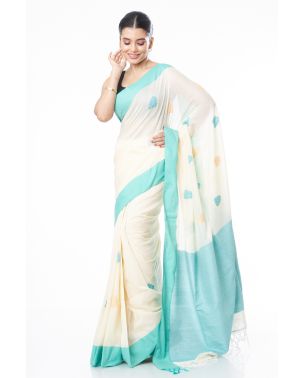 SOFT PURE HANDLOOM OFF WHITE BODY ALL OVER CONTRAST BUTI, CONTRAST GREEN PALLU & BORDER, MATCHING BLOUSE PIECE