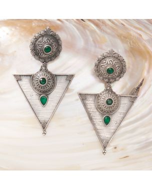 GREEN STONE SETTING ON OXIDISED GERMAN SILVER TRIAD EARRINGS 