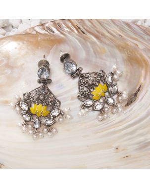 YELLOW LOTUS MOTIF GERMAN SILVER OXIDISED EARRING WITH PEARLETS