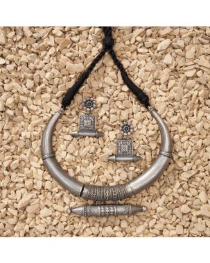 ANTIQUE OXIDISED SILVER NECKLACE & EARRING SET WITH TRIBAL INSPIRED MOTIFS