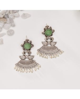 GREEN MONALISA STONE SETTING OXIDISED GERMAN SILVER EARRING